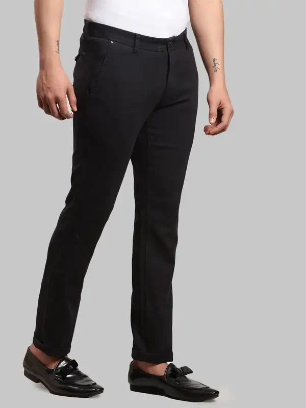 Men Black Super Slim Fit Solid Cotton Blend Trouser - Image 2
