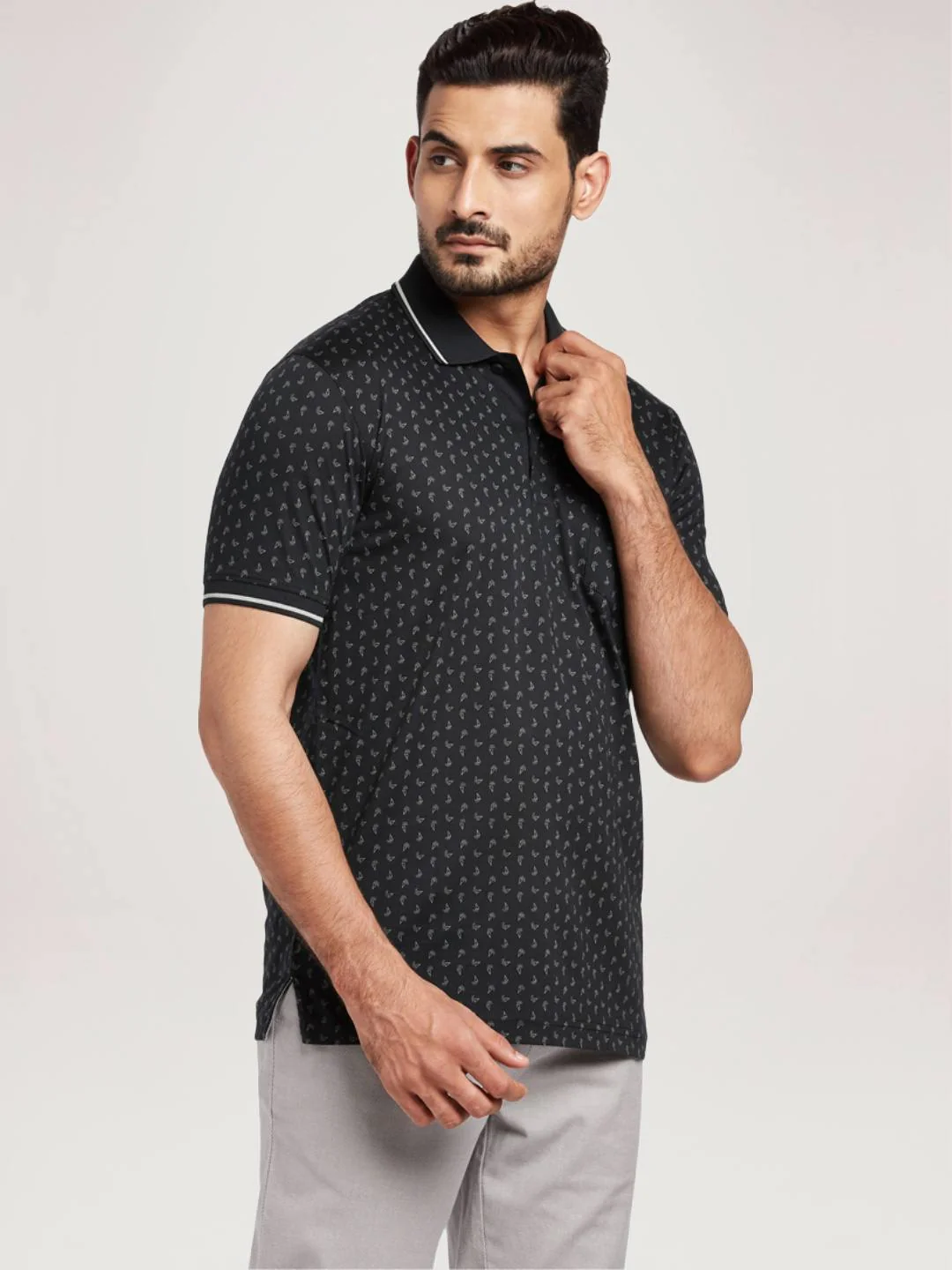 Men Black Tailored Fit Print Cotton Half Sleeve T-Shirt - Image 5