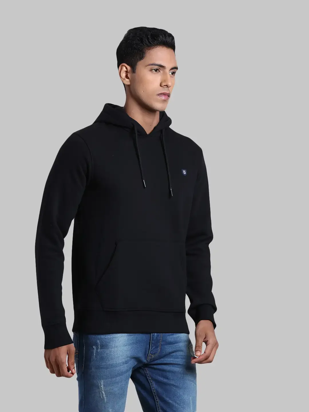 Men Black Tailored Fit Solid Cotton Full Sleeve Round Collar Sweatshirts - Image 2