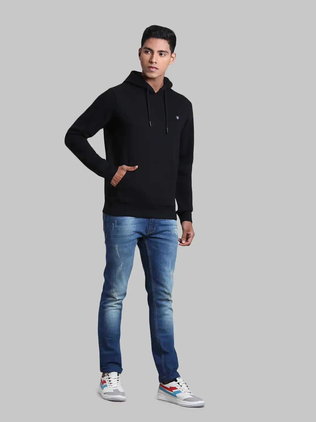 Men Black Tailored Fit Solid Cotton Full Sleeve Round Collar Sweatshirts - Image 6