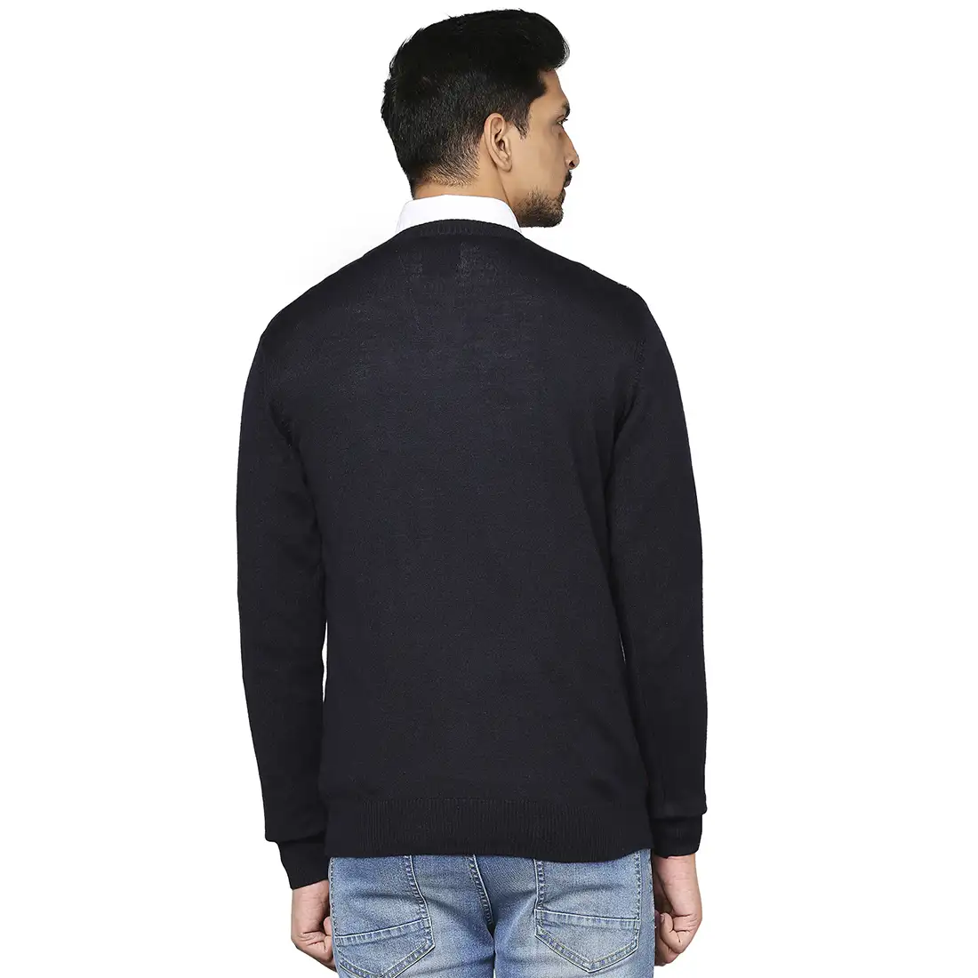 Men Blue Argyle Wool Blend Full Sleeve V Neck Collar Sweaters - Image 4