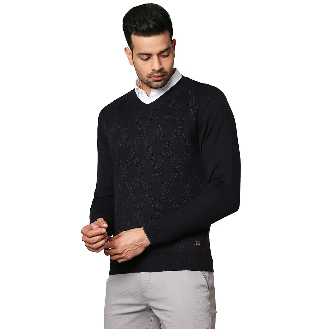 Men Blue Argyle Wool Blend Full Sleeve V Neck Collar Sweaters - Image 3