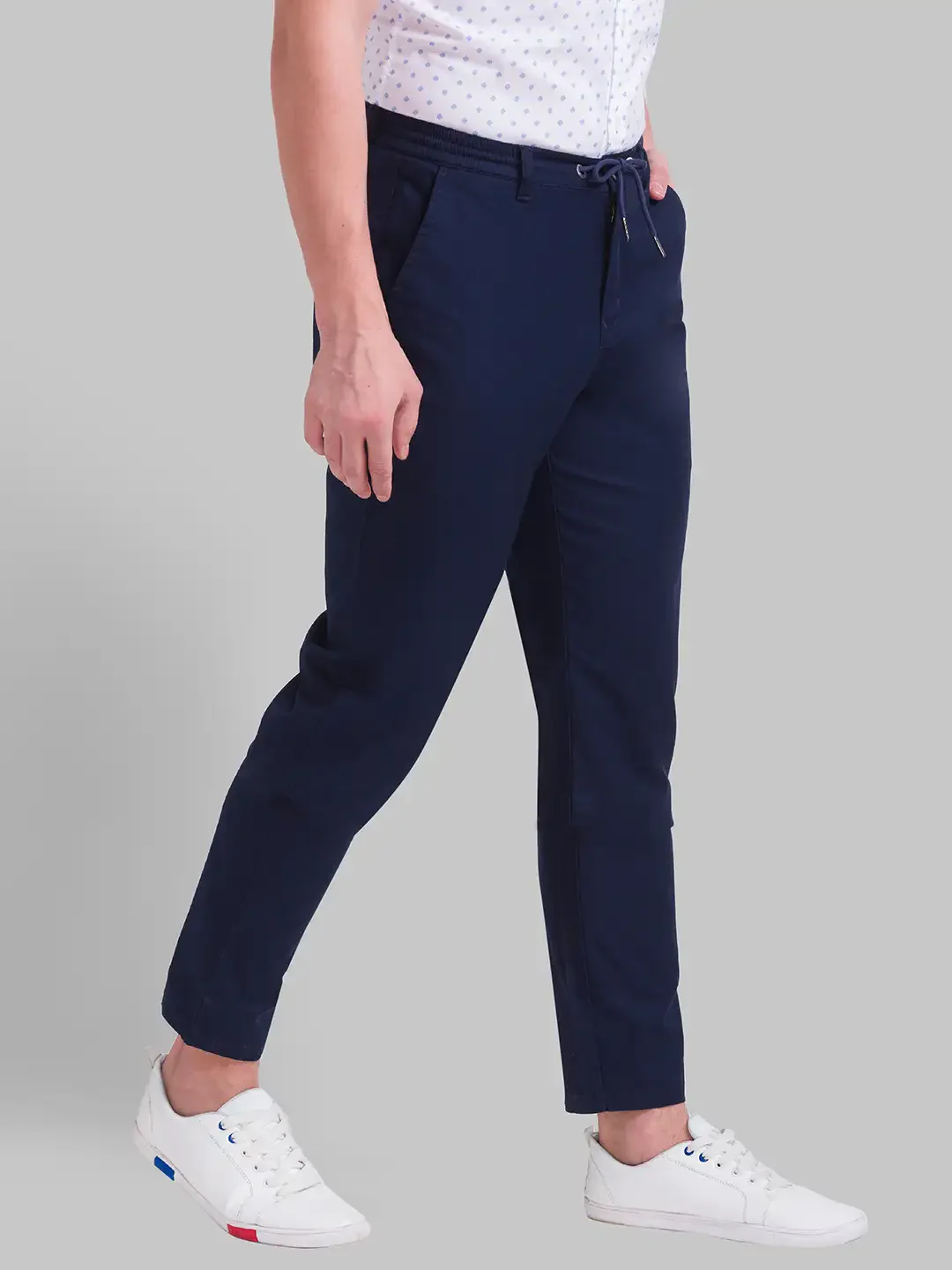 Men Blue Comfort Fit Solid Cotton Blend Trouser - Image 2