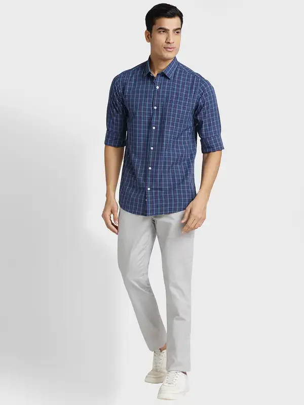 Men Blue Contemporary Fit Checks Cotton Blend Full Sleeve Shirts - Image 5