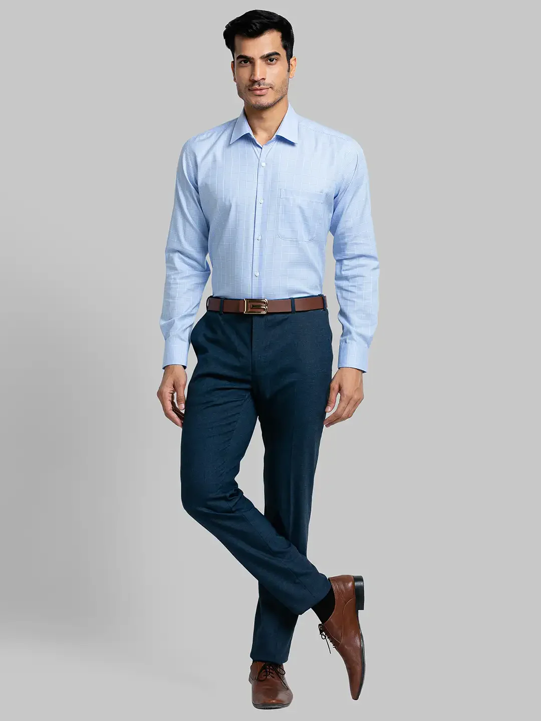 Men Blue Contemporary Fit Checks Cotton Cut Collar Shirts - Image 5
