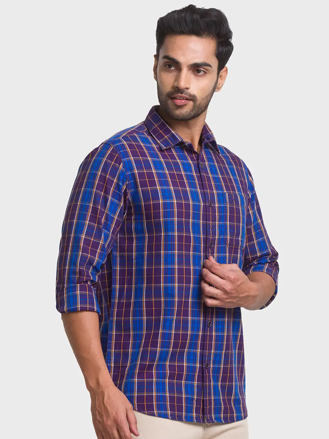 Men Blue Contemporary Fit Checks Cotton Full Sleeve Shirts - Image 2