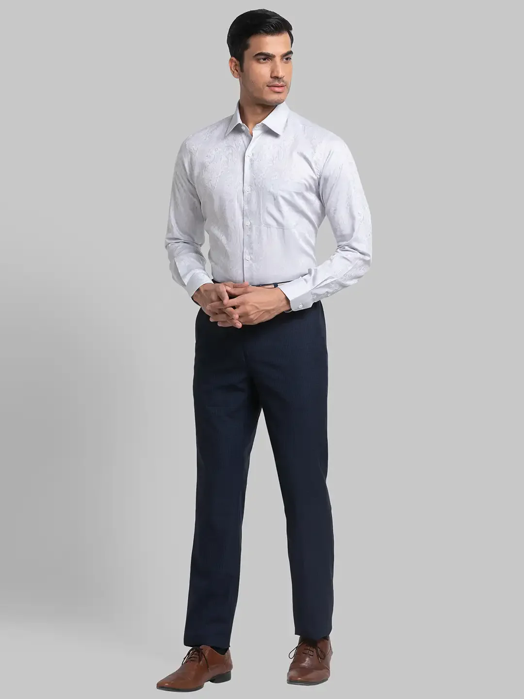 Men Blue Contemporary Fit Checks Polyester Blend Trouser - Image 5