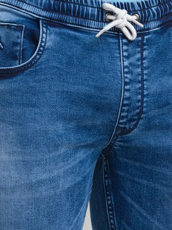 Men Blue Jogger Fit Jacquard Cotton Blend Jeans - Image 6