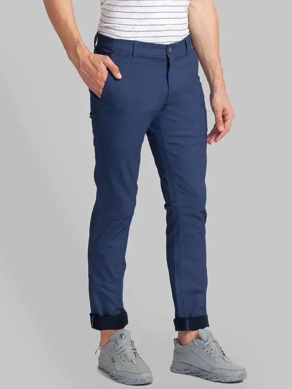 Men Blue Low Rise Tapered Fit Print Cotton Blend Trouser - Image 2