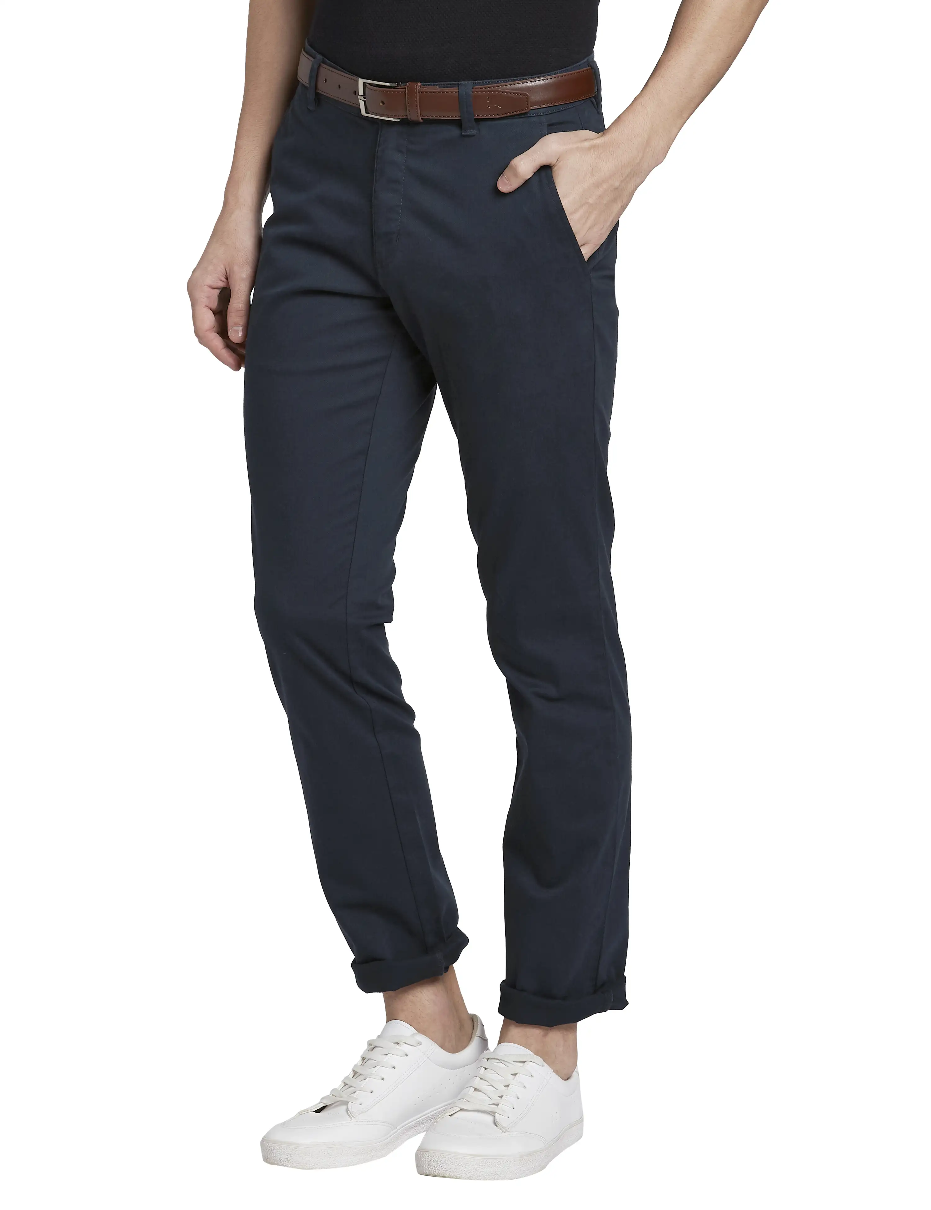 Men Blue Low Rise Tapered Fit Solid Cotton Blend Trouser - Image 3