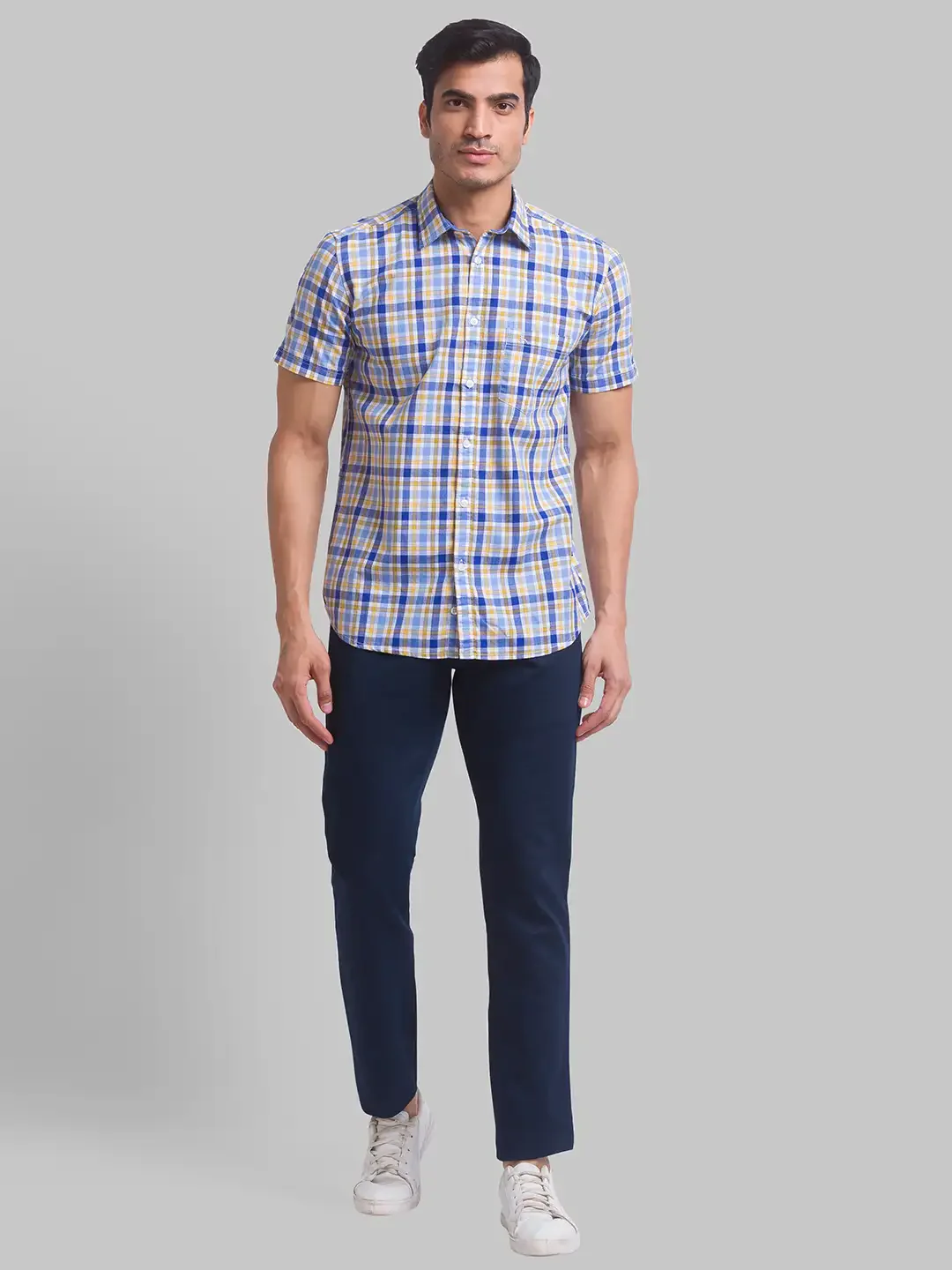 Men Blue Lrt Fit Print Cotton Blend Trouser - Image 5