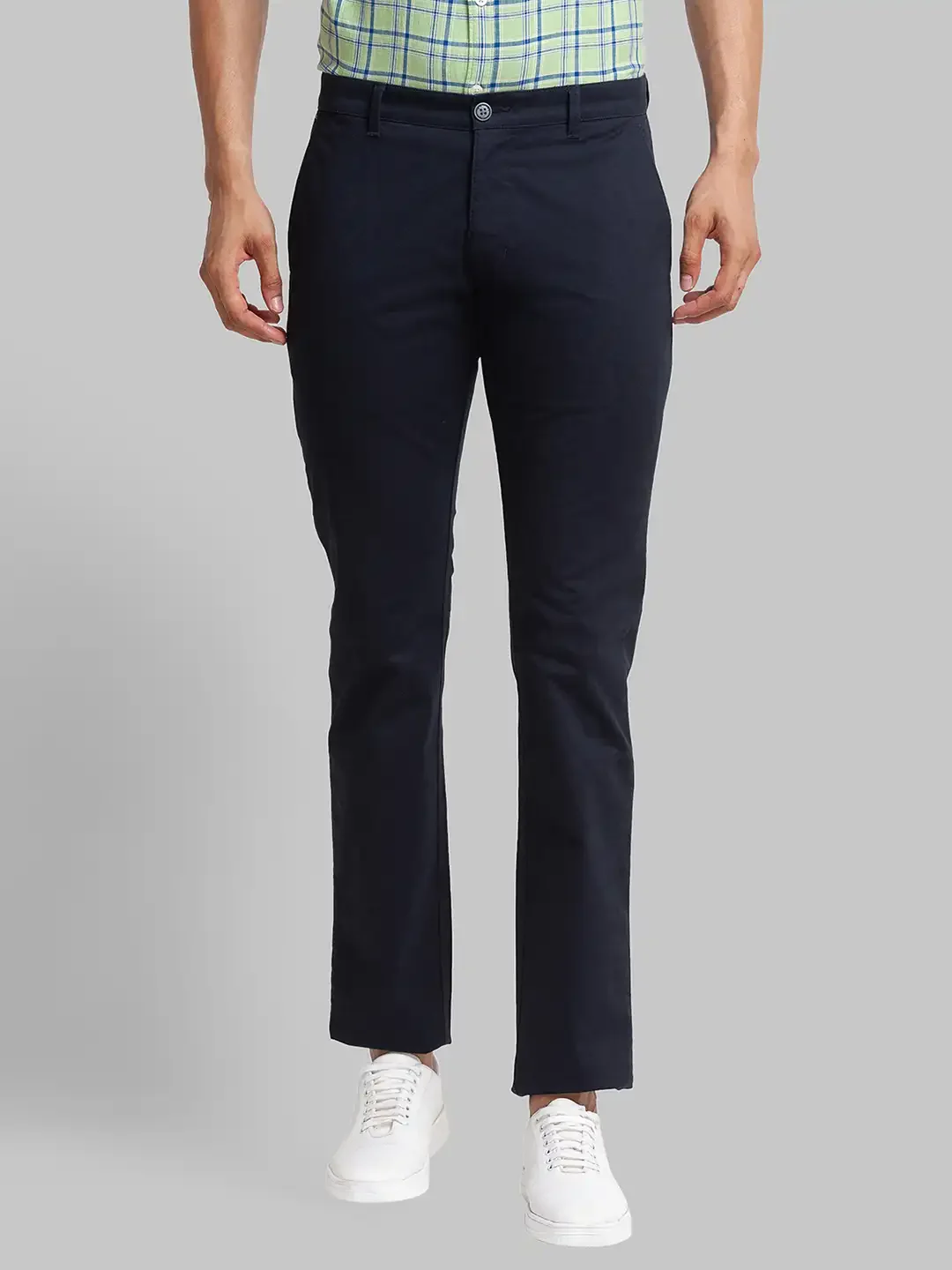 Men Blue Lrt Fit Solid Cotton Blend Trouser