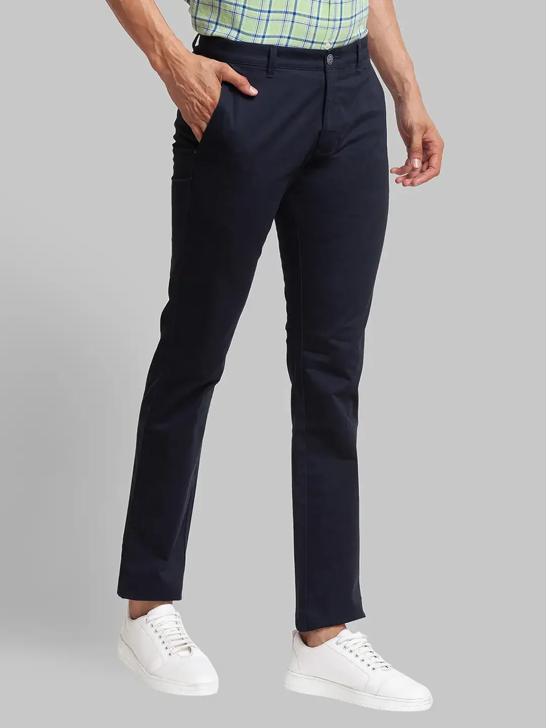 Men Blue Lrt Fit Solid Cotton Blend Trouser - Image 2