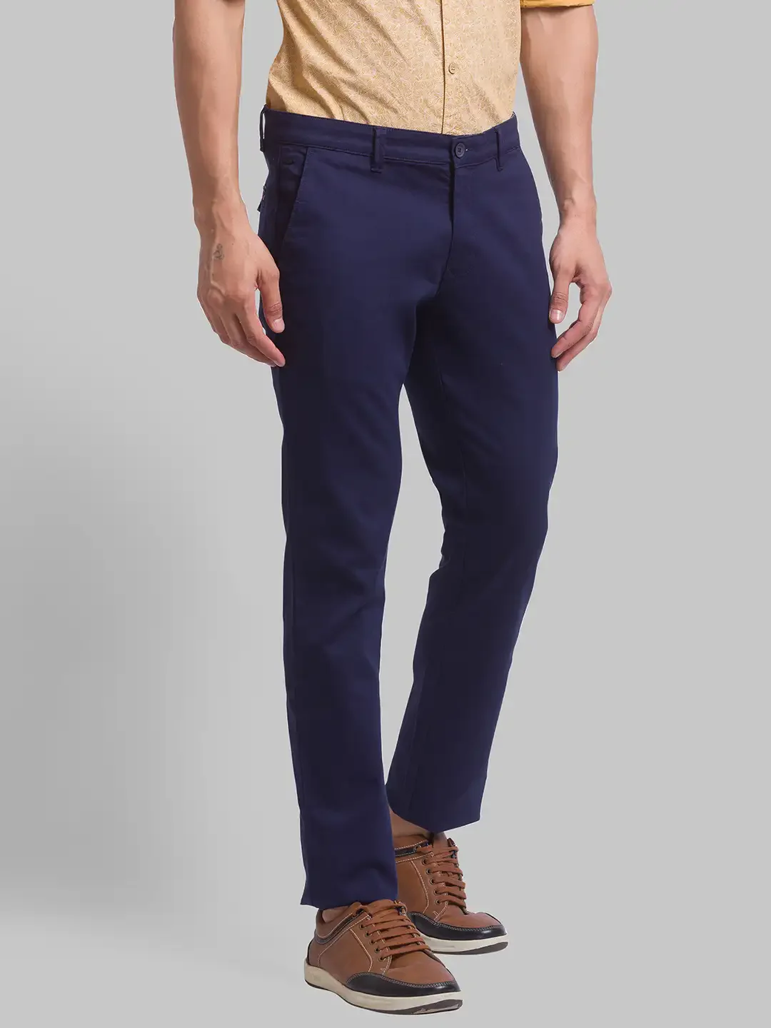 Men Blue Lrt Fit Solid Cotton Blend Trouser - Image 2