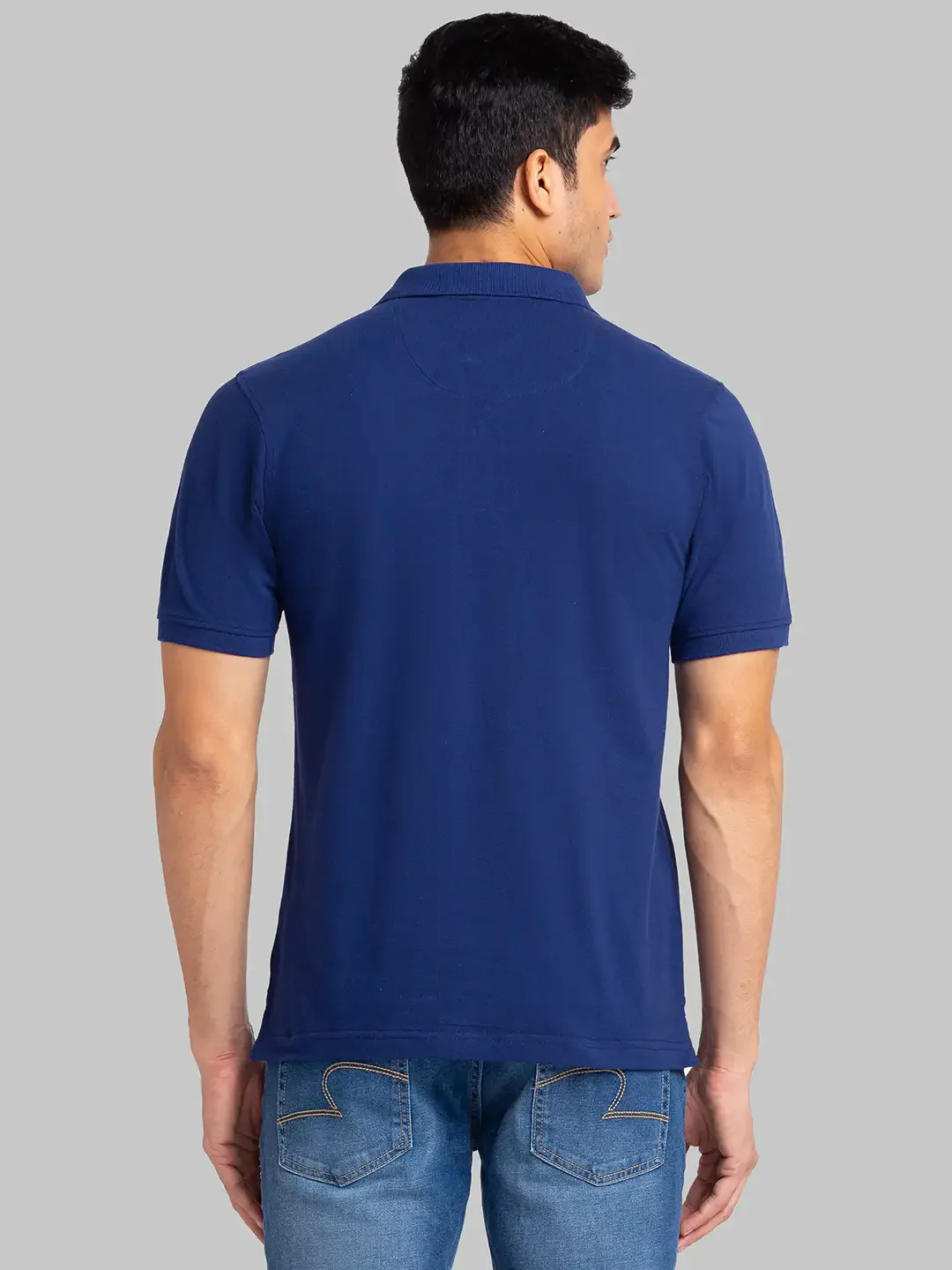 Men Blue Modern Fit Solid Cotton Polo T-Shirt - Image 4