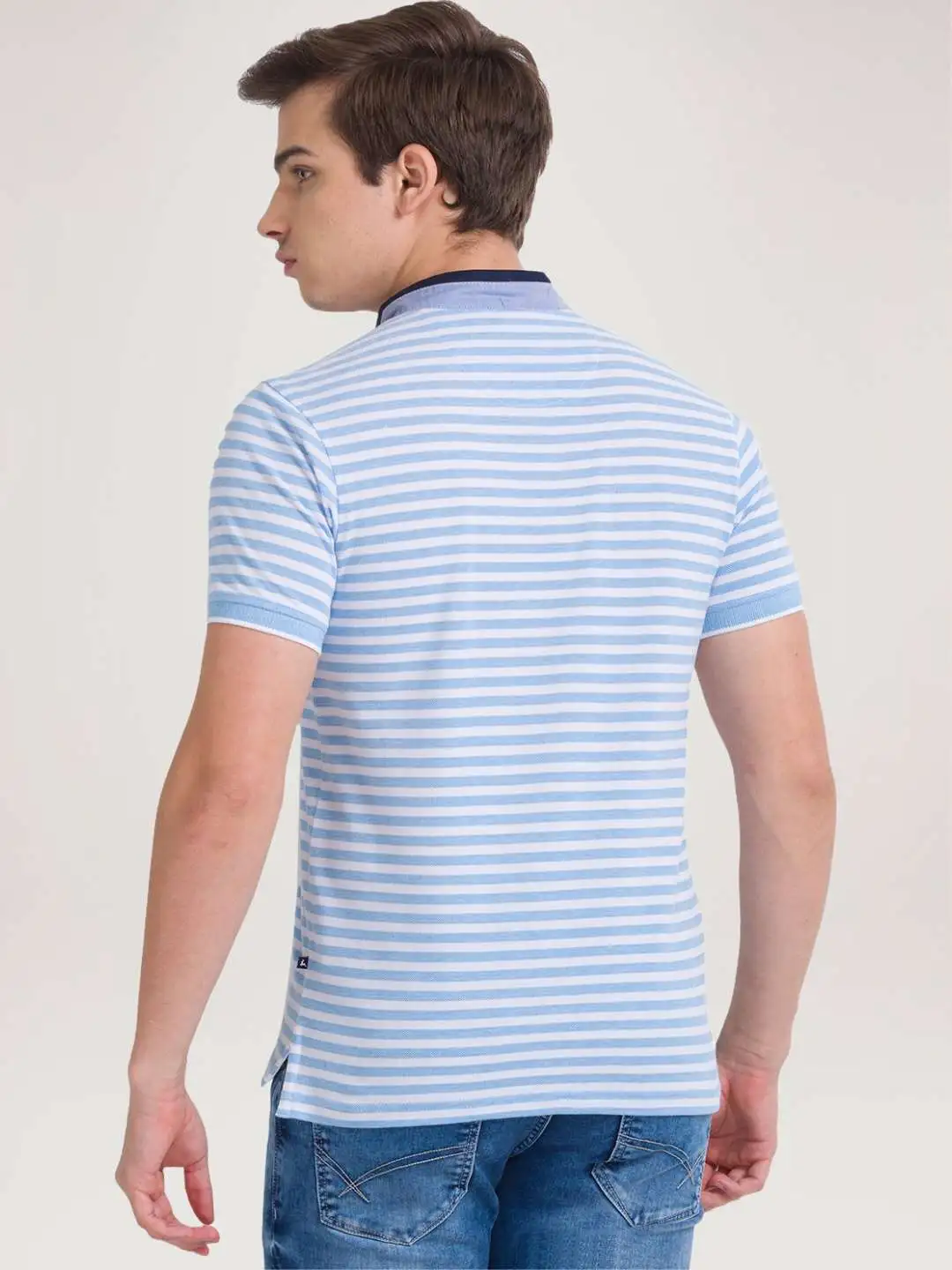 Men Blue Regular Fit Yarn Dyed Cotton Henley Neck Collar T-Shirt - Image 5