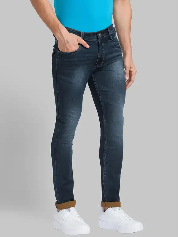 Men Blue Skinny Cropped Fit Dobby Cotton Blend Jeans - Image 2