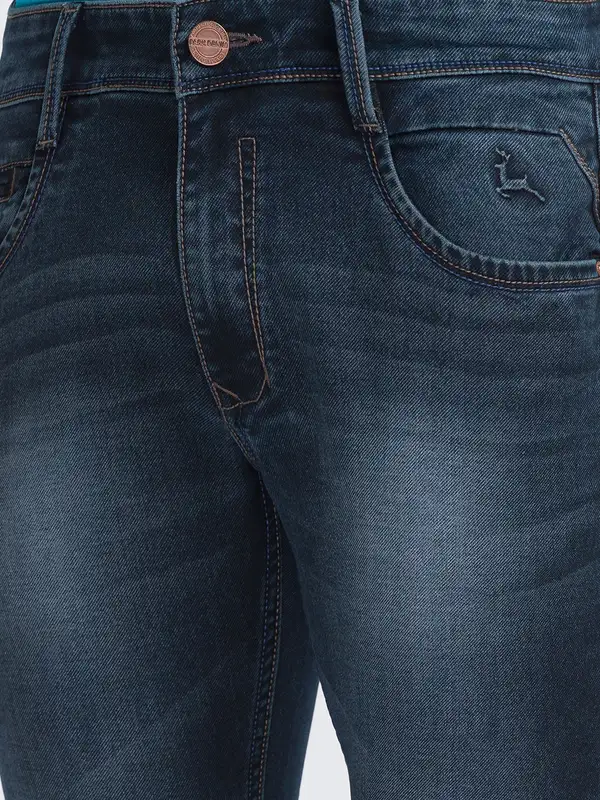 Men Blue Skinny Cropped Fit Dobby Cotton Blend Jeans - Image 6