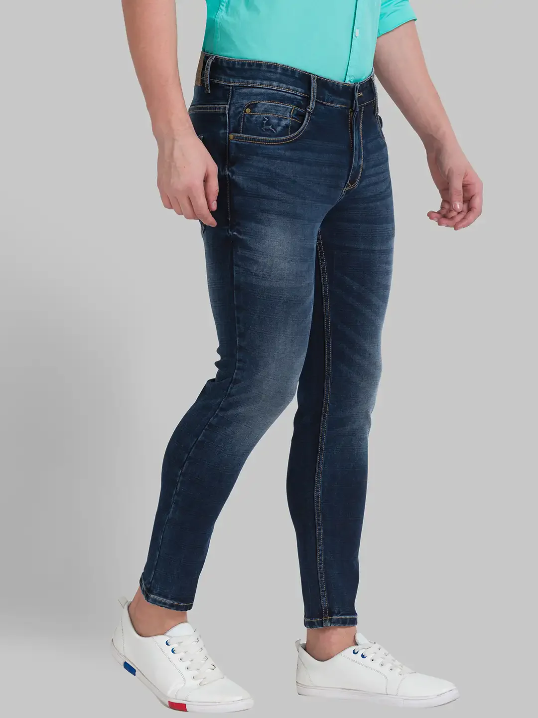 Men Blue Skinny Cropped Fit Dobby Cotton Blend Jeans - Image 2