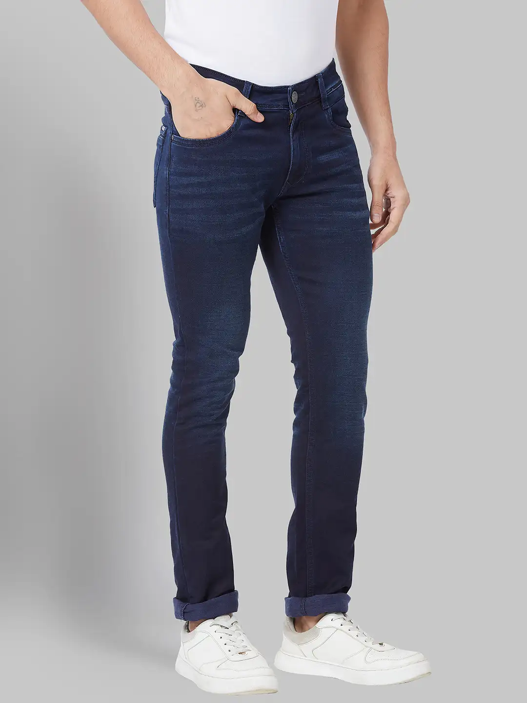 Men Blue Skinny Cropped Fit Dobby Cotton Blend Jeans - Image 2