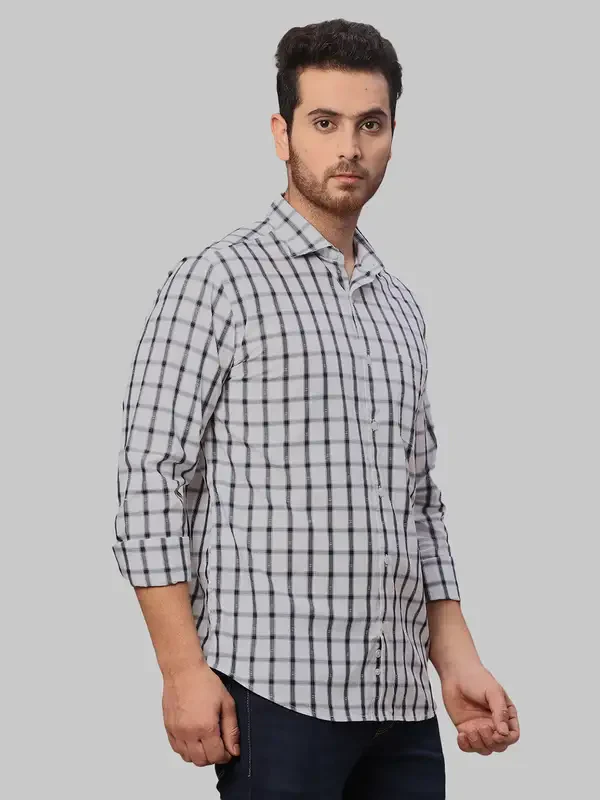 Men Blue Slim Fit Checks Cotton Cut Away Collar Shirts - Image 2