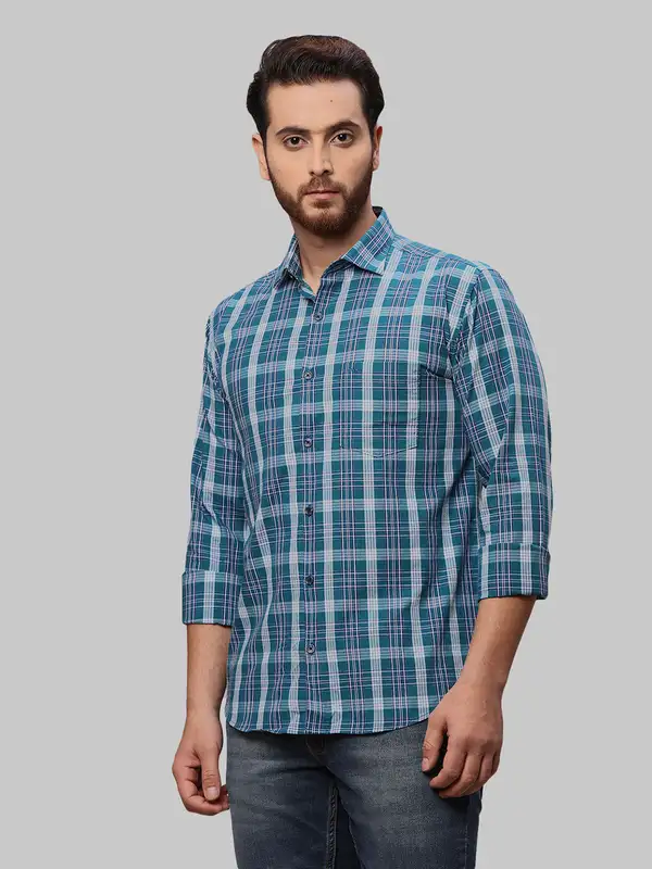 Men Blue Slim Fit Checks Cotton Cut Away Collar Shirts - Image 3
