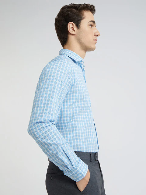 Men Blue Slim Fit Checks Cotton Cut Away Collar Shirts - Image 2