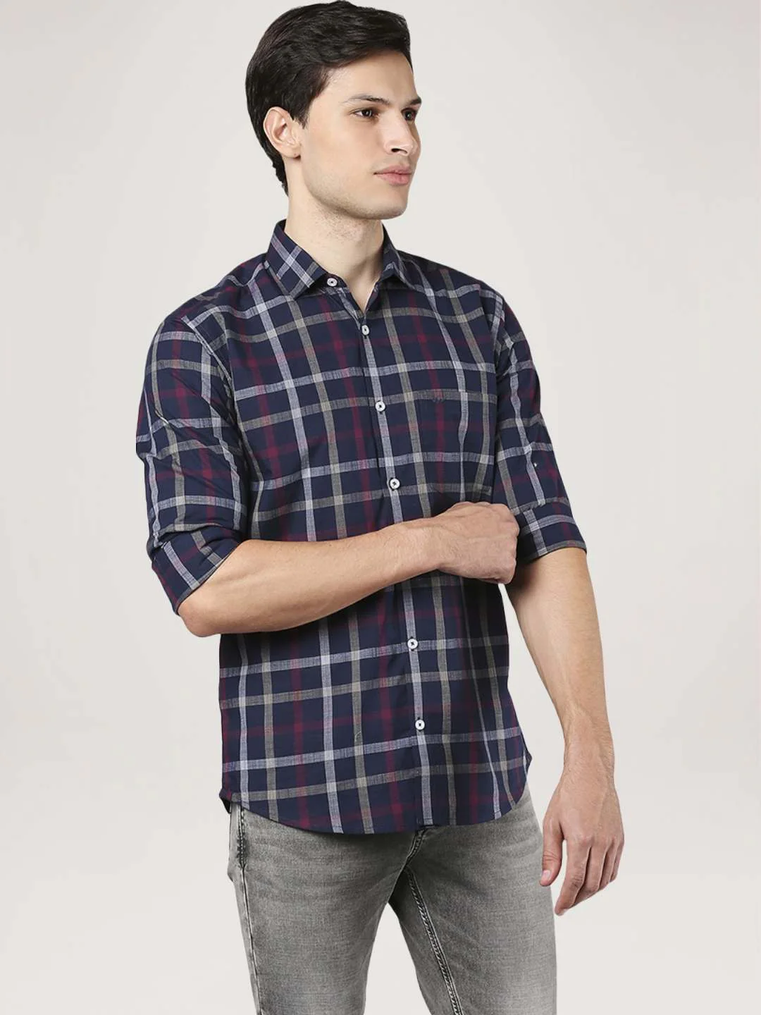 Men Blue Slim Fit Checks Cotton Cut Away Collar Shirts - Image 5