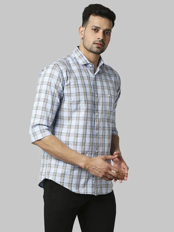 Men Blue Slim Fit Checks Cotton Cut Away Collar Shirts - Image 2