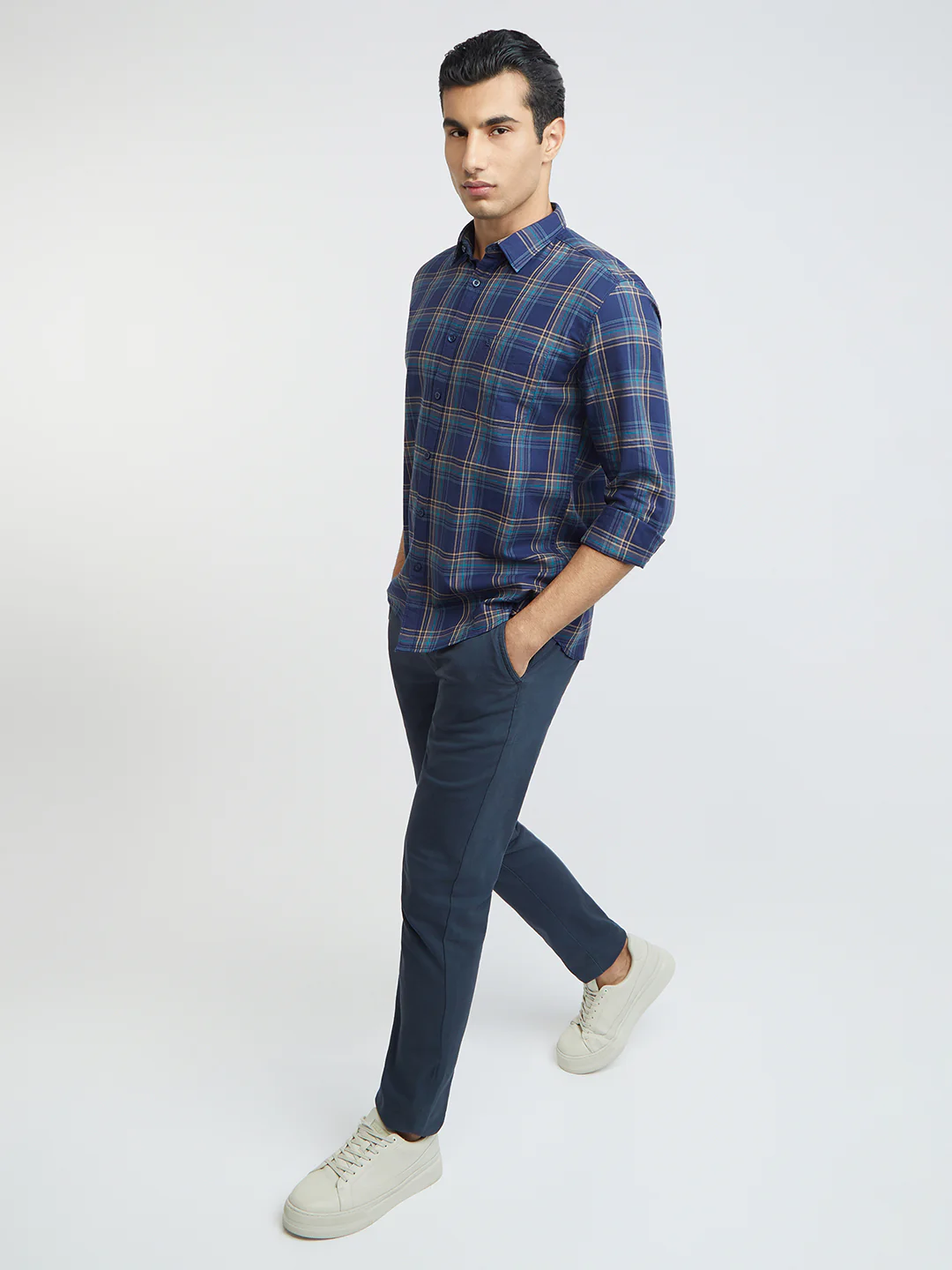 Men Blue Slim Fit Checks Cotton Full Sleeve Shirts - Image 5