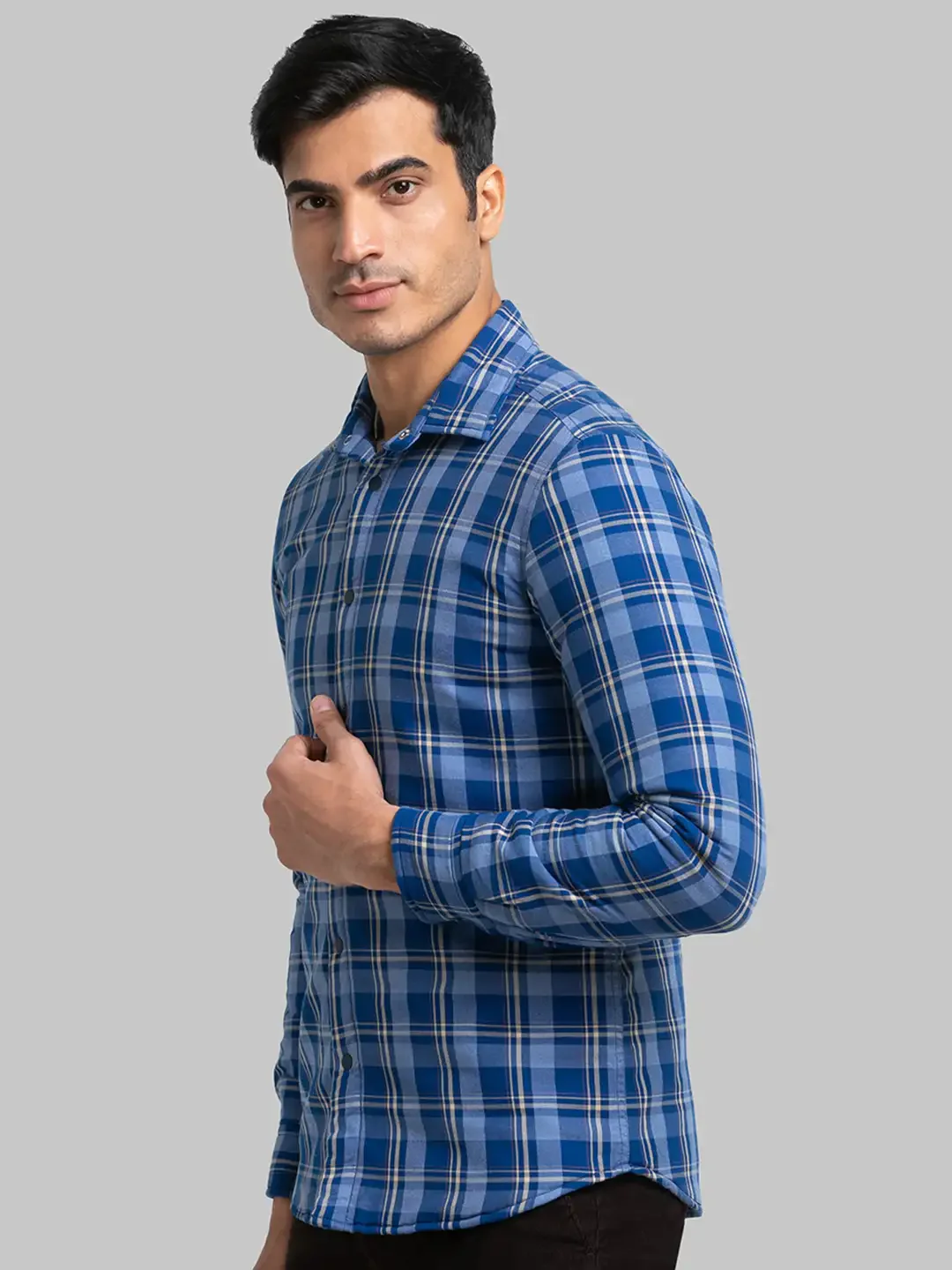 Men Blue Slim Fit Checks Cotton Full Sleeve Shirts - Image 3