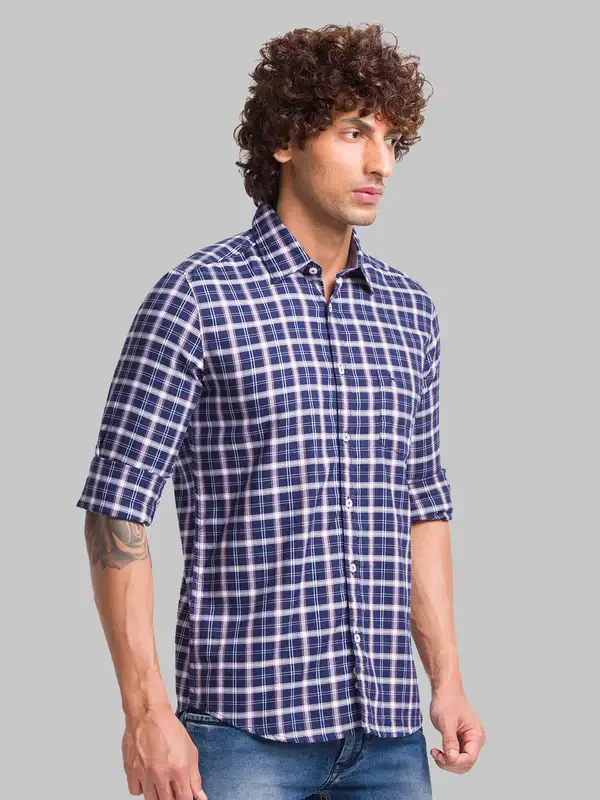 Men Blue Slim Fit Checks Cotton Full Sleeve Shirts - Image 2