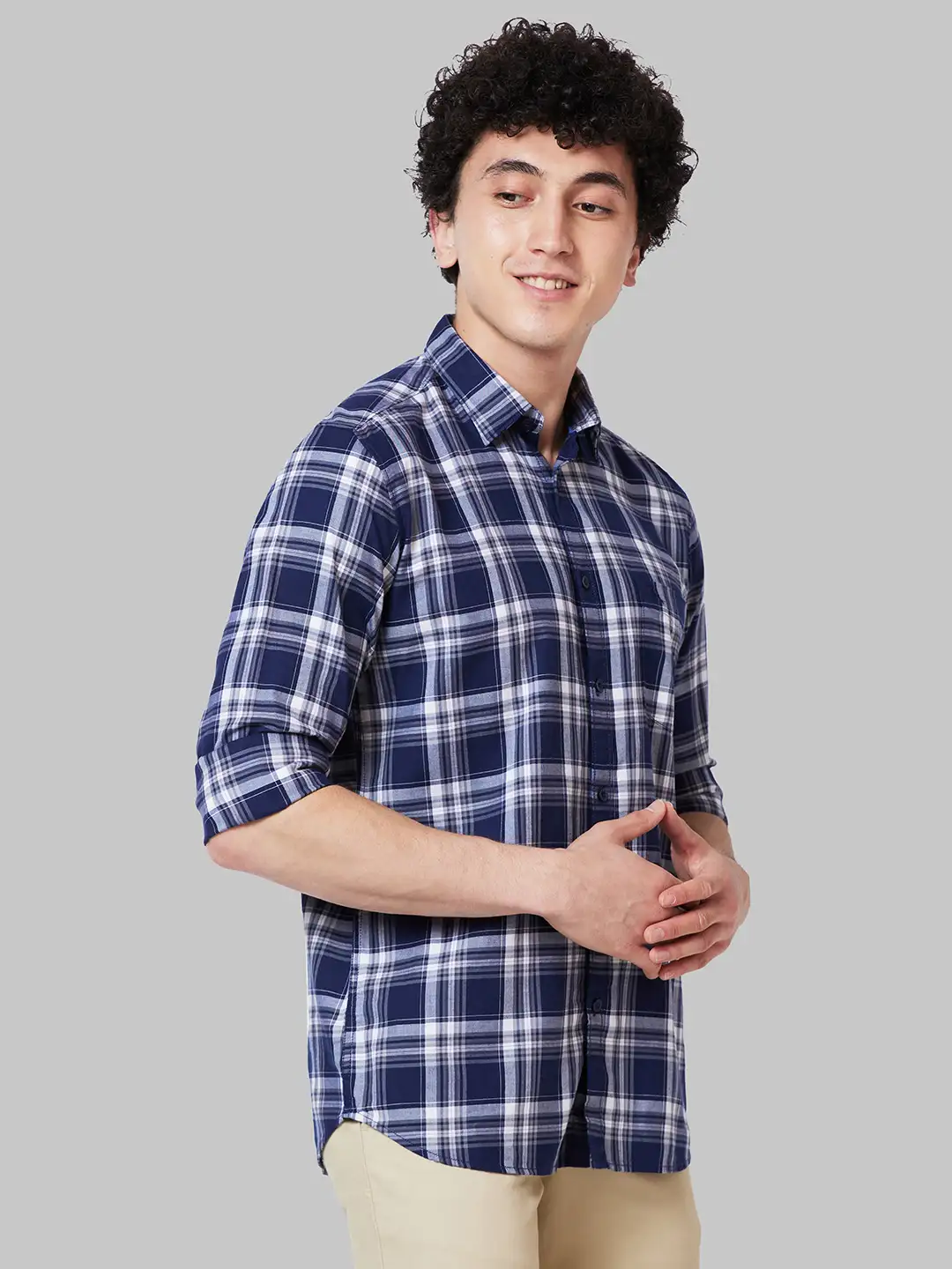 Men Blue Slim Fit Checks Cotton Full Sleeve Shirts - Image 2