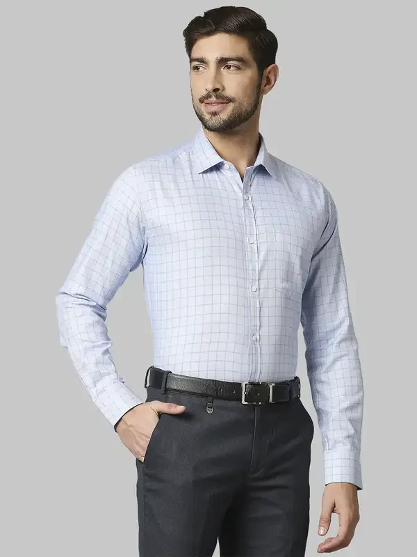 Men Blue Slim Fit Checks Cotton Shirts - Image 2