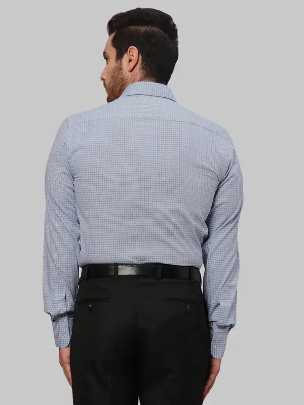 Men Blue Slim Fit Checks Cotton Shirts - Image 4