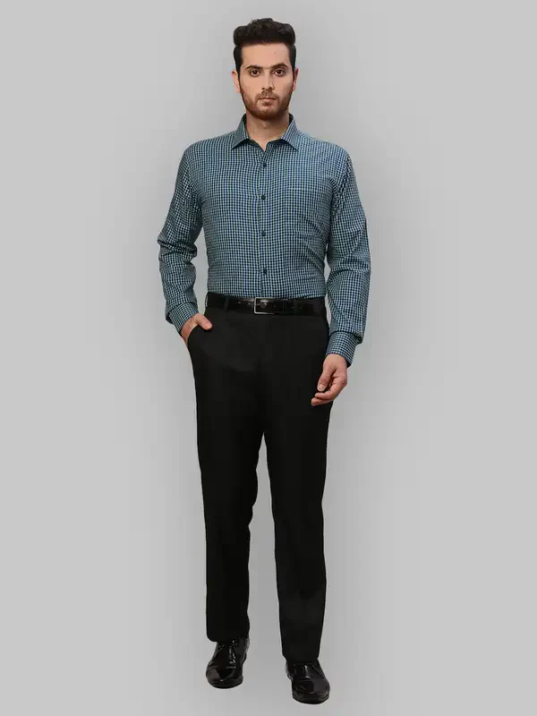 Men Blue Slim Fit Checks Cotton Shirts - Image 5