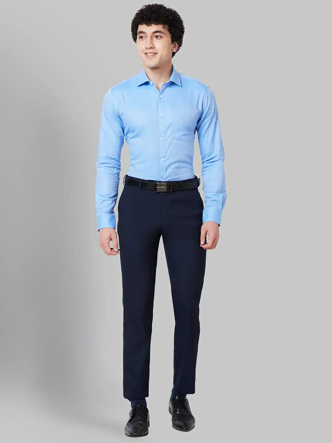Men Blue Slim Fit Dobby Cotton Shirts - Image 5
