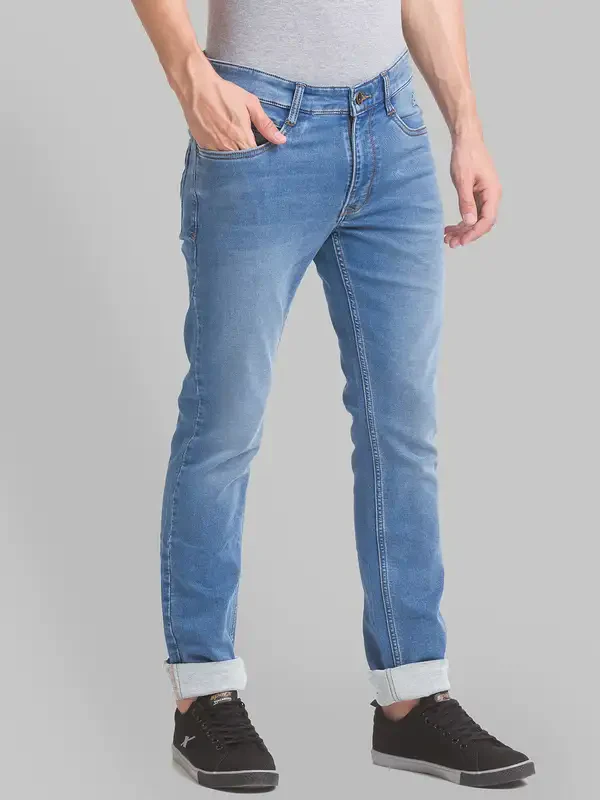 Men Blue Slim Fit Plain Cotton Blend Jeans - Image 2