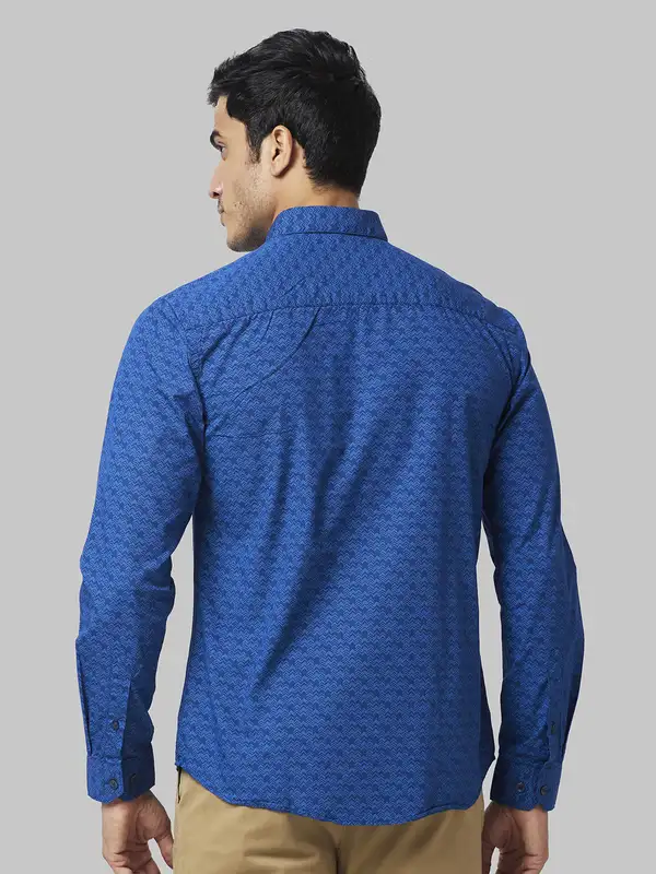 Men Blue Slim Fit Print Cotton Cut Away Collar Shirts - Image 5