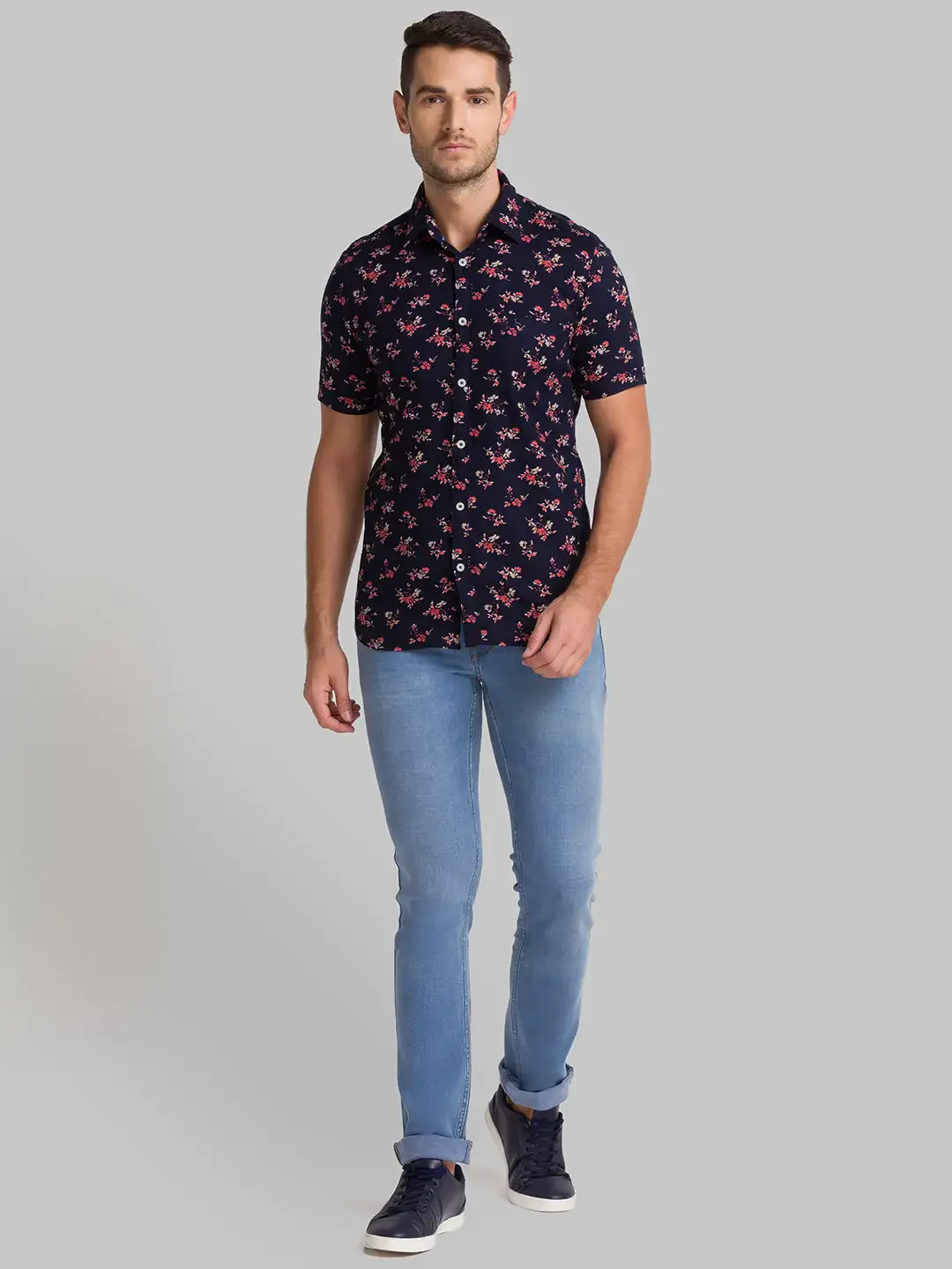 Men Blue Slim Fit Print Cotton Half Sleeve Shirts - Image 5