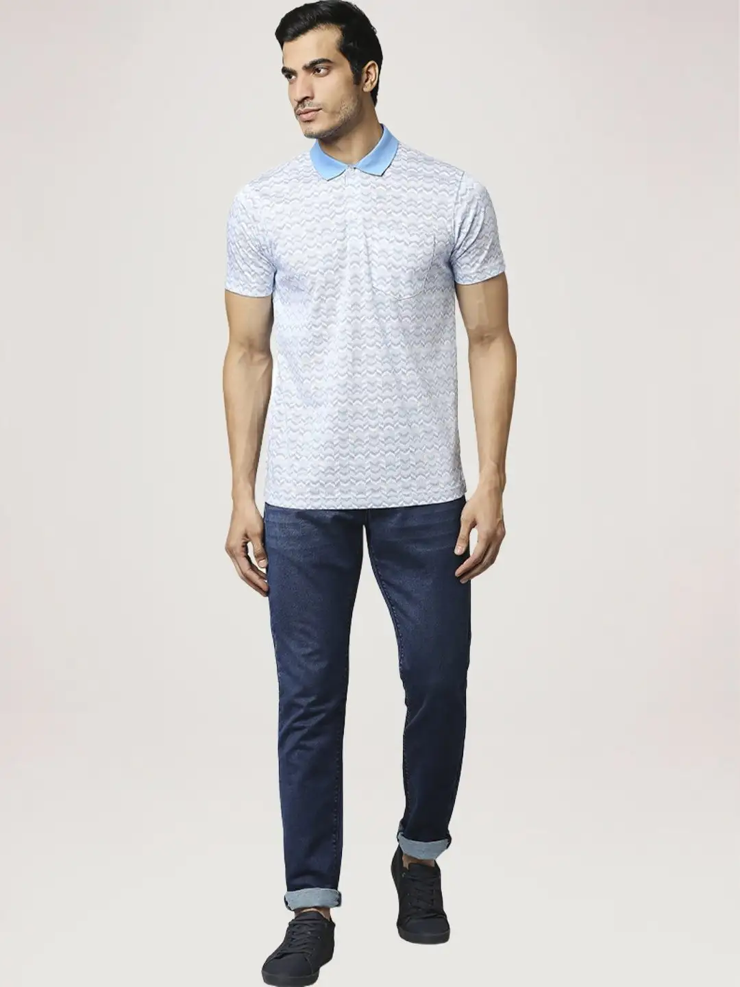 Men Blue Slim Fit Print Cotton Round Neck Collar Polo T-Shirt - Image 3