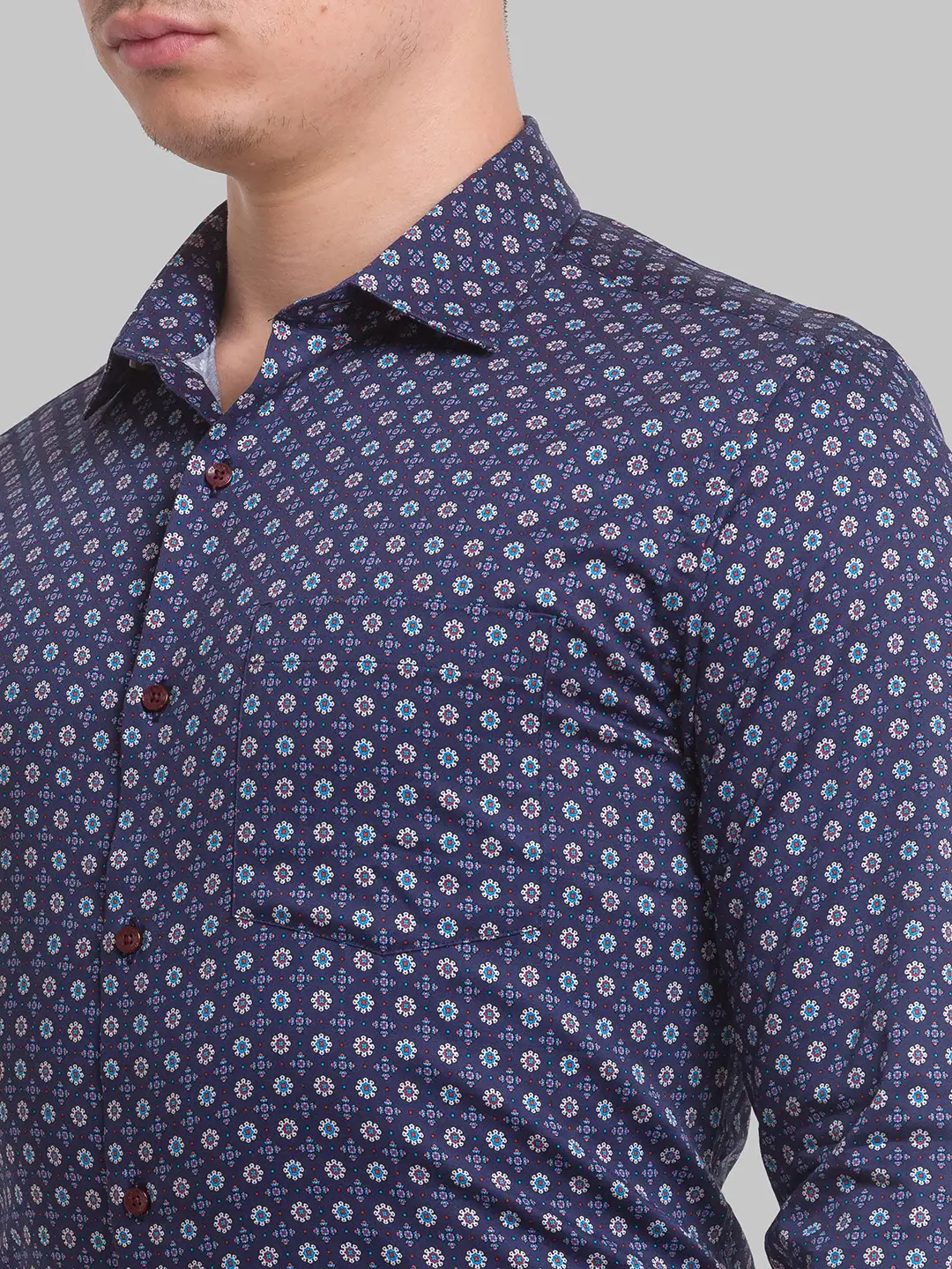 Men Blue Slim Fit Print Cotton Shirts - Image 6