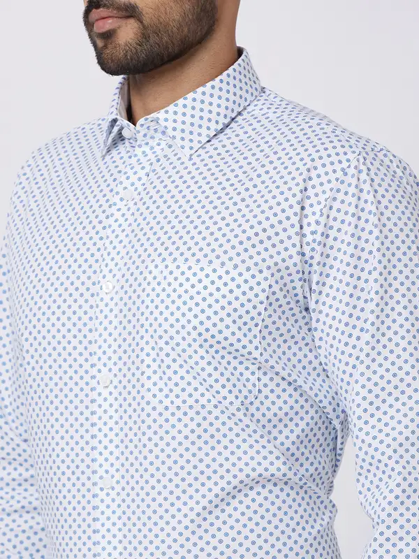 Men Blue Slim Fit Print Cotton Shirts - Image 6