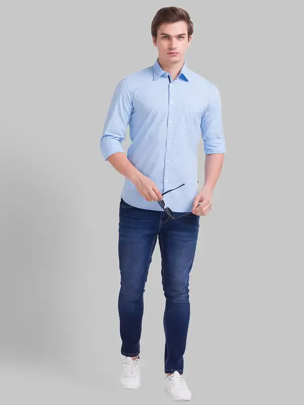 Men Blue Slim Fit Solid Cotton Blend Full Sleeve Shirts - Image 5
