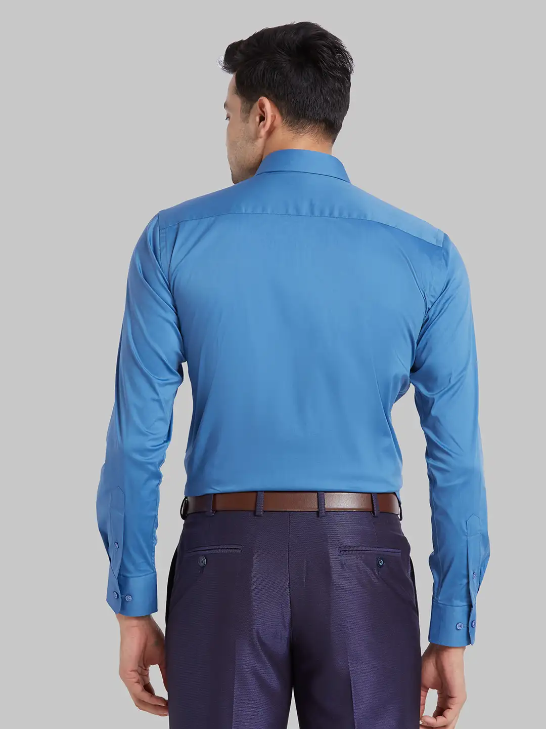 Men Blue Slim Fit Solid Cotton Blend   Shirts - Image 4