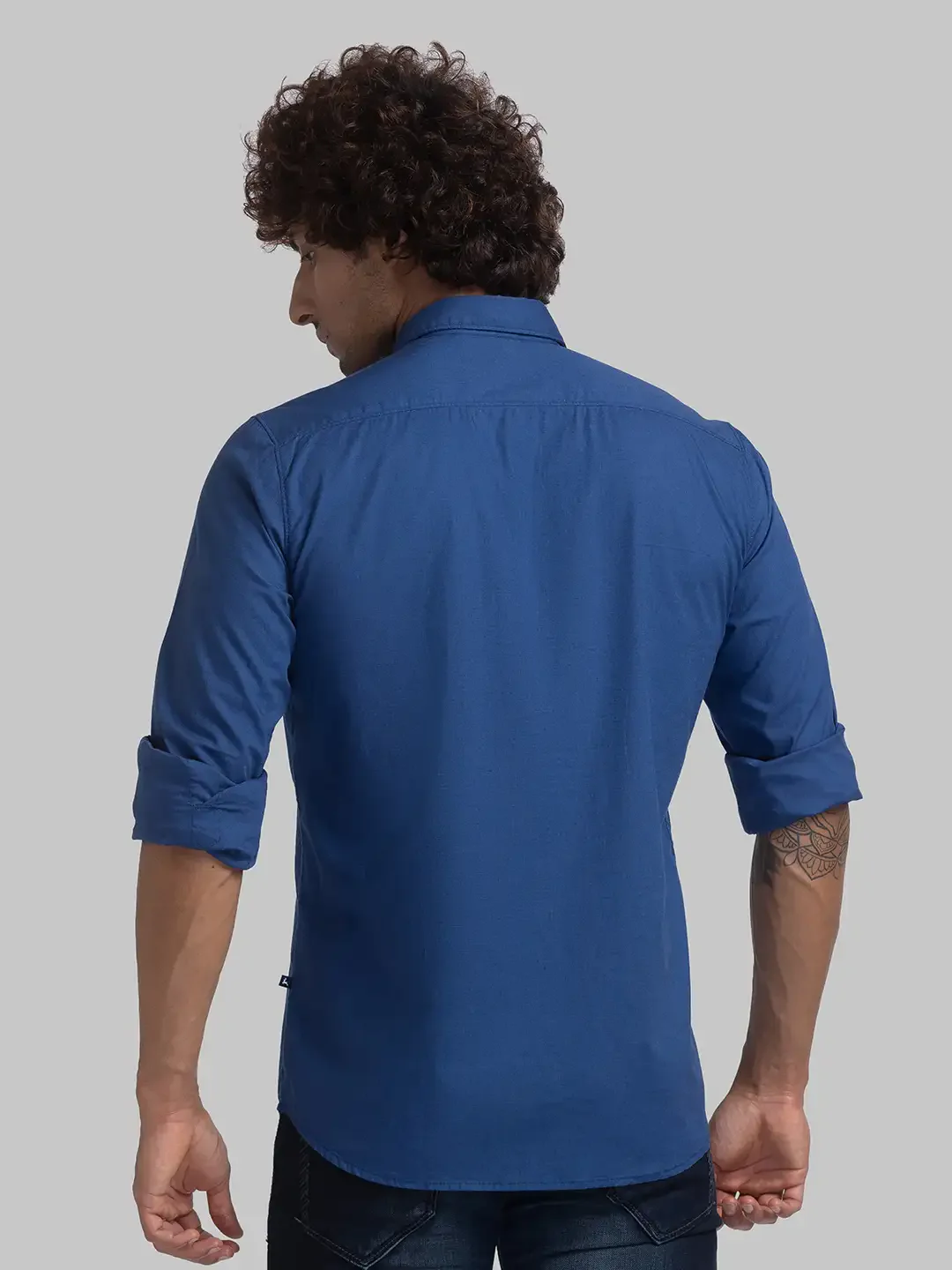 Men Blue Slim Fit Solid Cotton Full Sleeve Cutaway Collar Shirts - Image 4