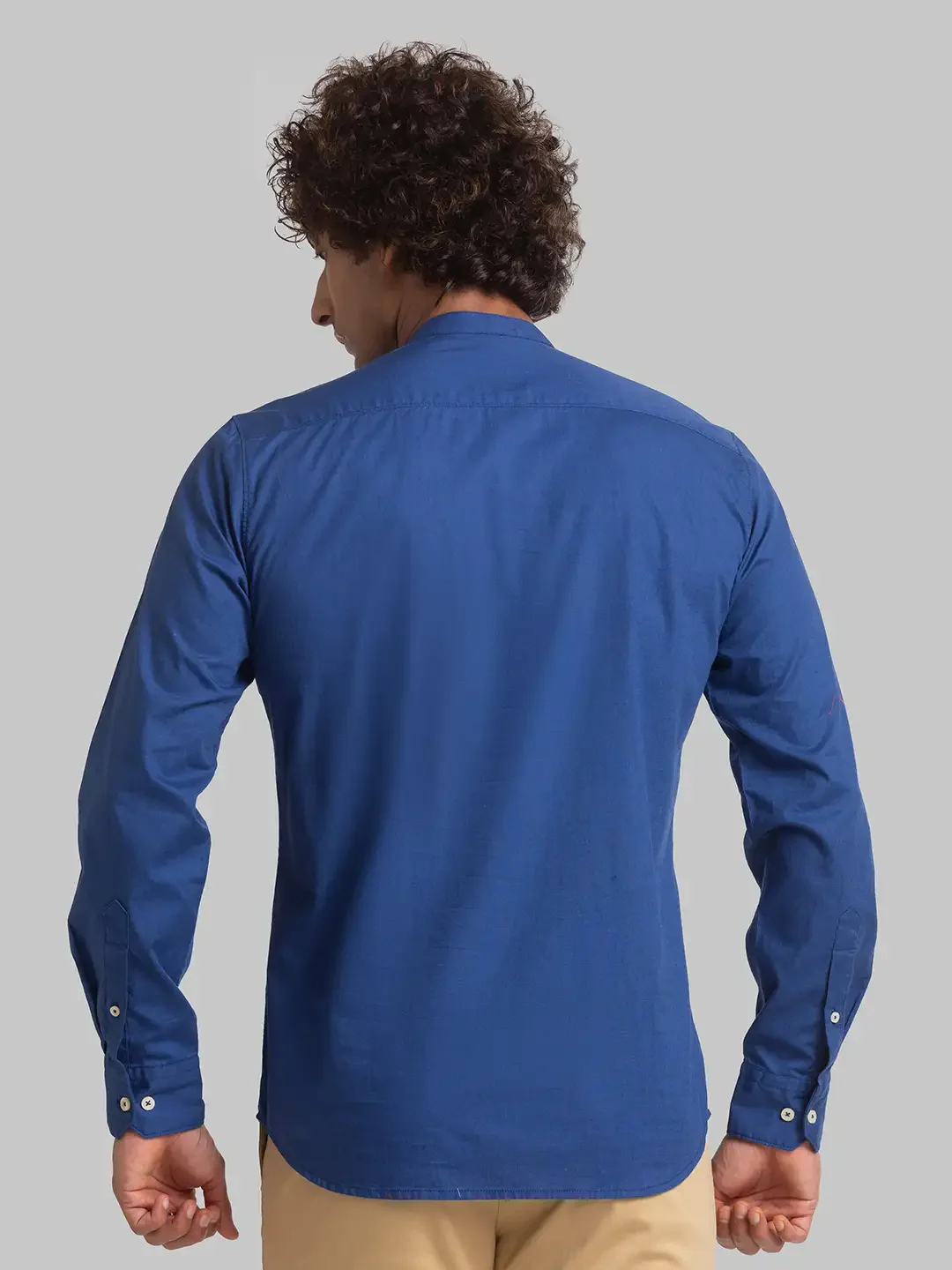 Men Blue Slim Fit Solid Cotton Full Sleeve Shirts - Image 3