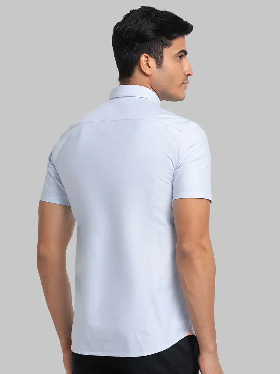 Men Blue Slim Fit Solid Cotton Half Sleeve Shirts - Image 4