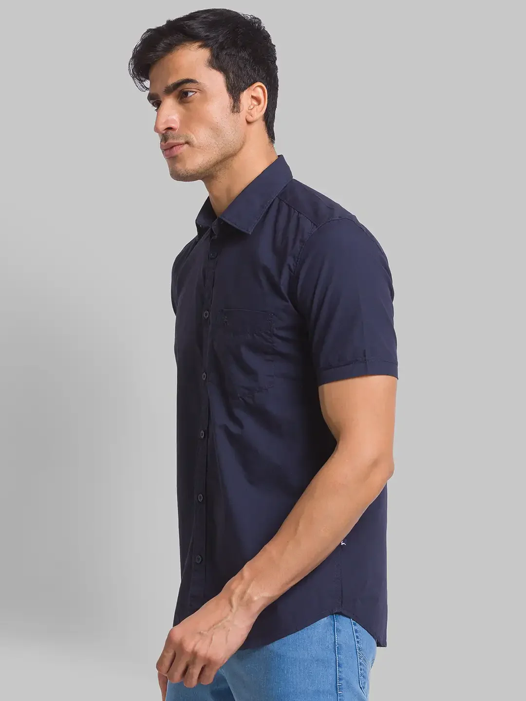 Men Blue Slim Fit Solid Cotton Half Sleeve Shirts - Image 3