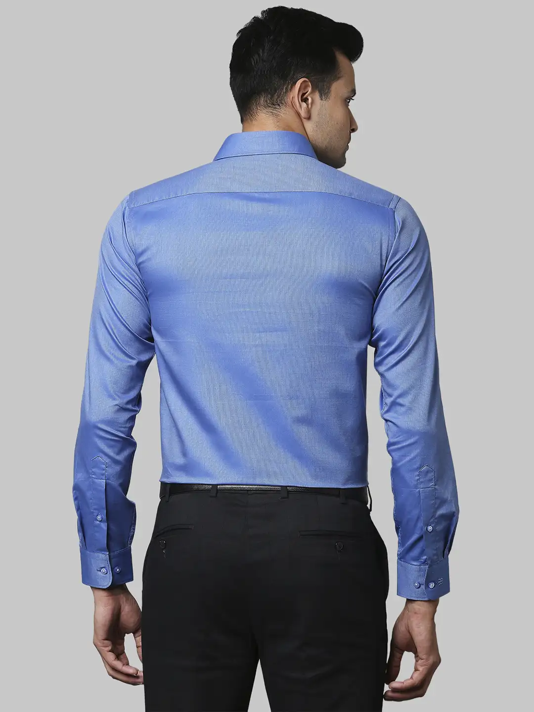 Men Blue Slim Fit Solid Cotton Half Sleeve Shirts - Image 4